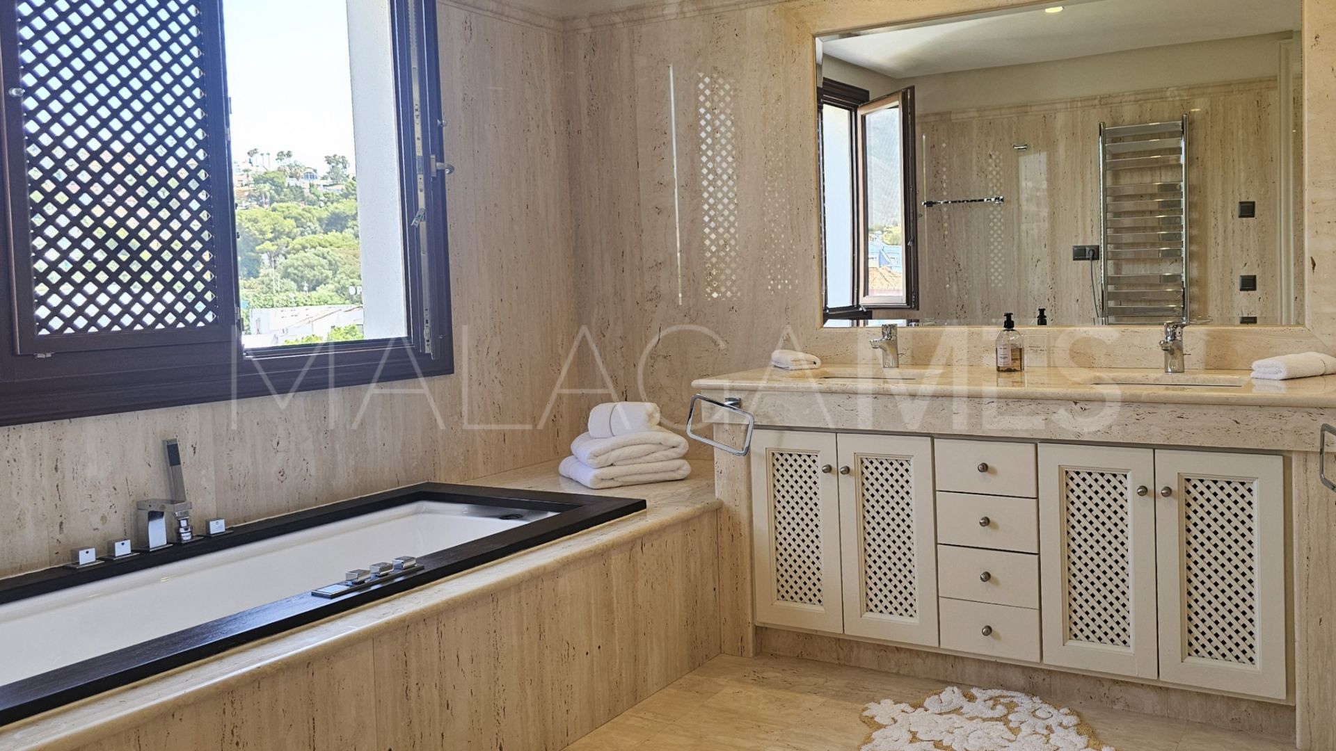 Zweistöckiges penthouse for sale in Doncella Beach
