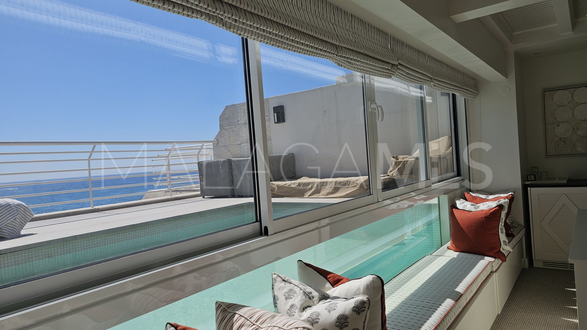 Zweistöckiges penthouse for sale in Marina Mariola