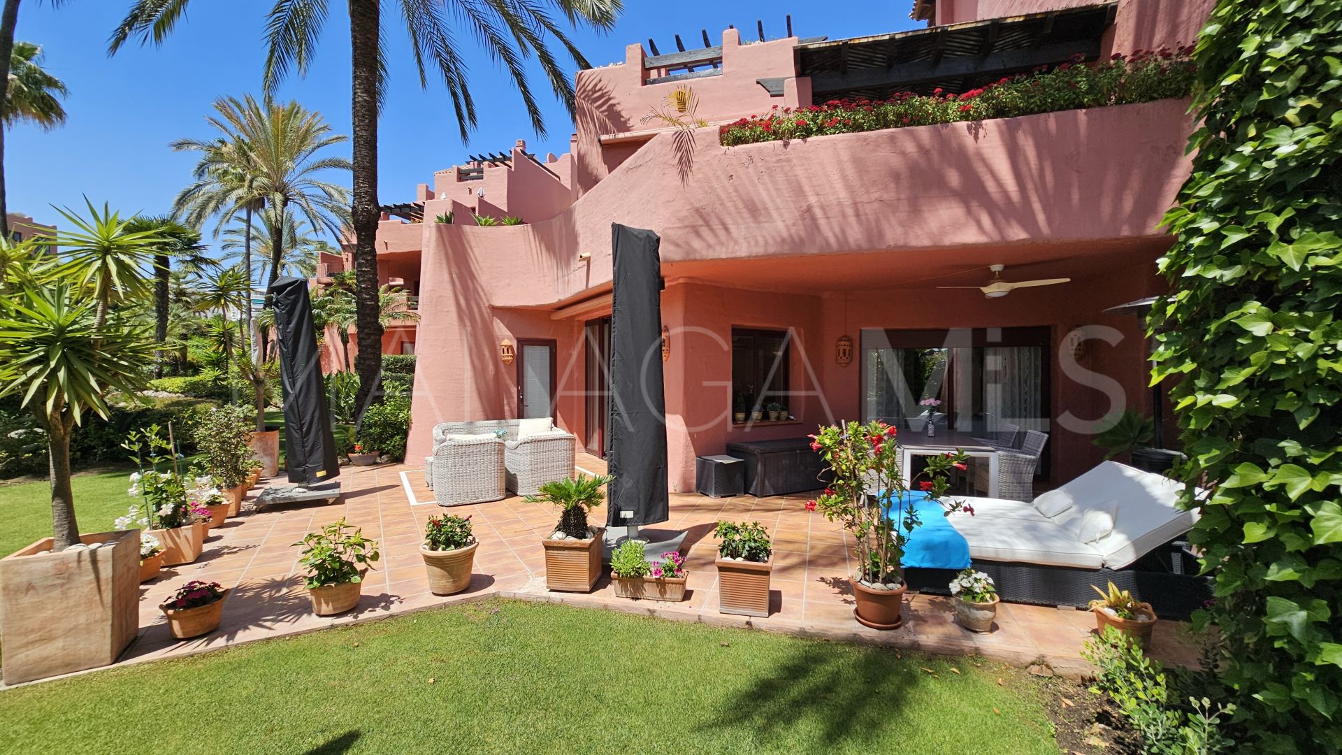 Erdgeschosswohnung for sale in Guadalmansa Playa