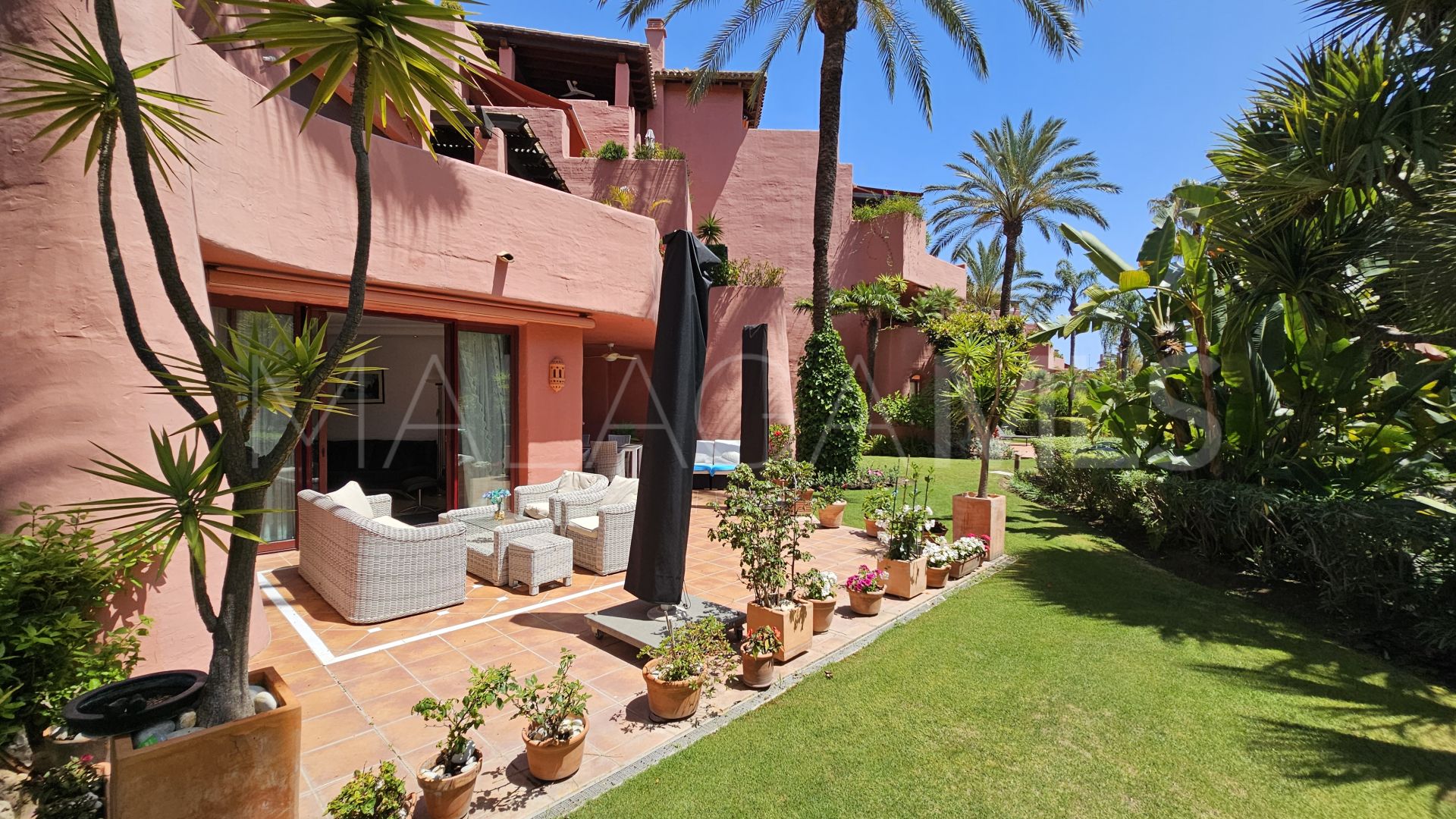 Erdgeschosswohnung for sale in Guadalmansa Playa