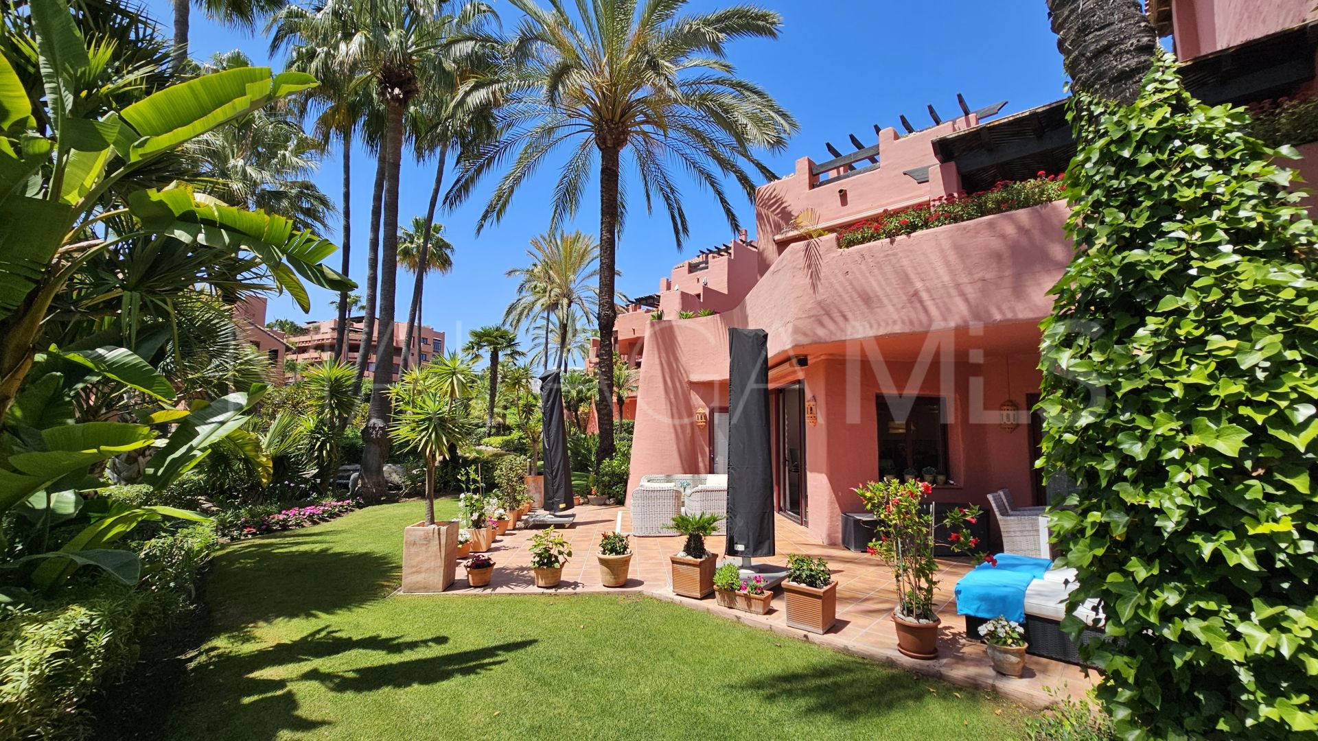 Erdgeschosswohnung for sale in Guadalmansa Playa