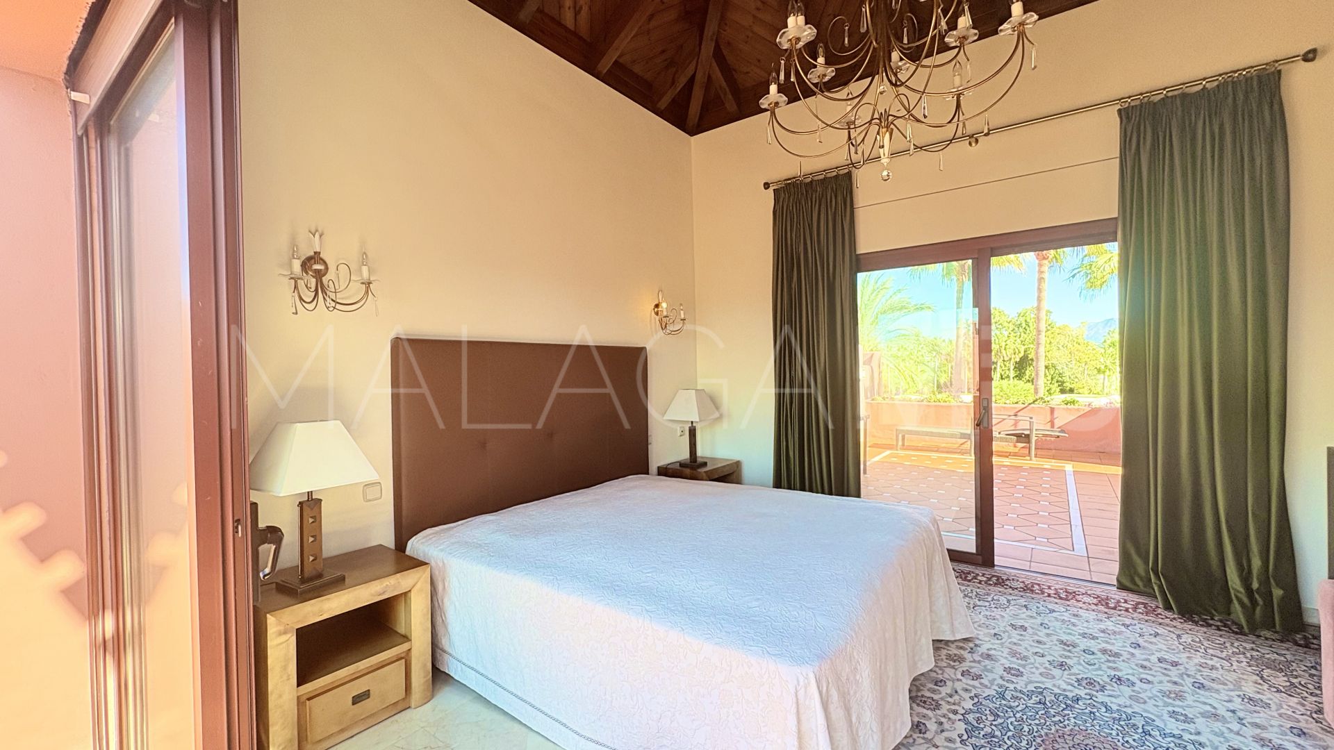 Buy atico duplex in Menara Beach