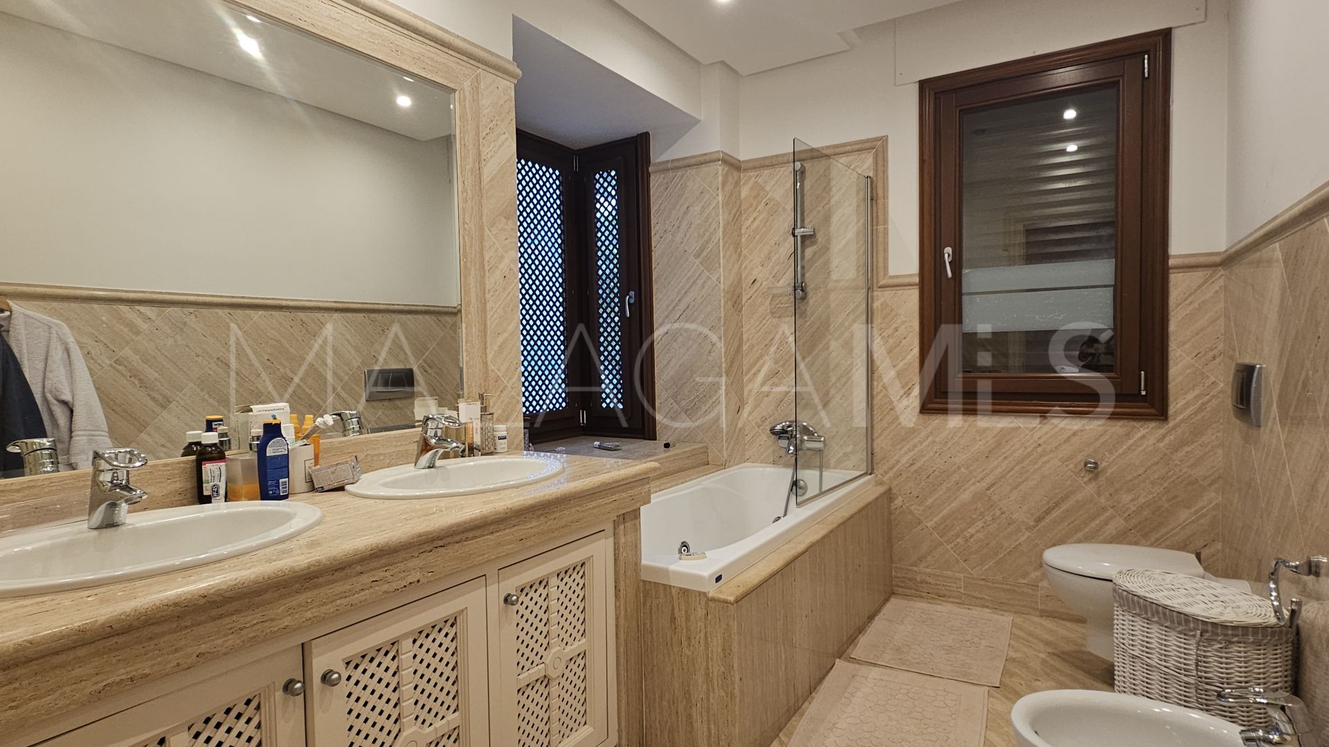 Buy apartamento planta baja in La Reserva de los Monteros