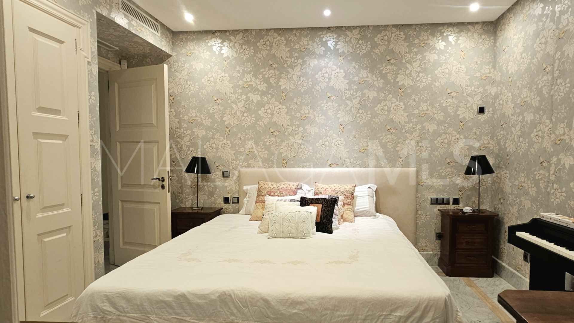 Buy apartamento planta baja in La Reserva de los Monteros