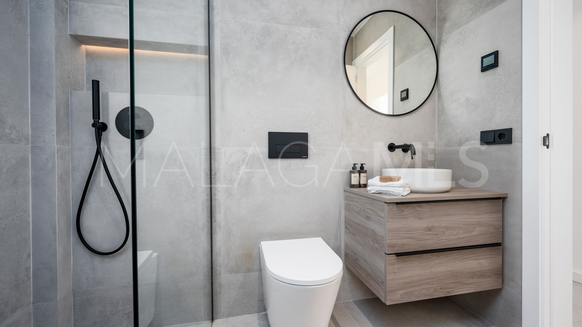 Buy atico duplex with 3 bedrooms in La Quinta Hills