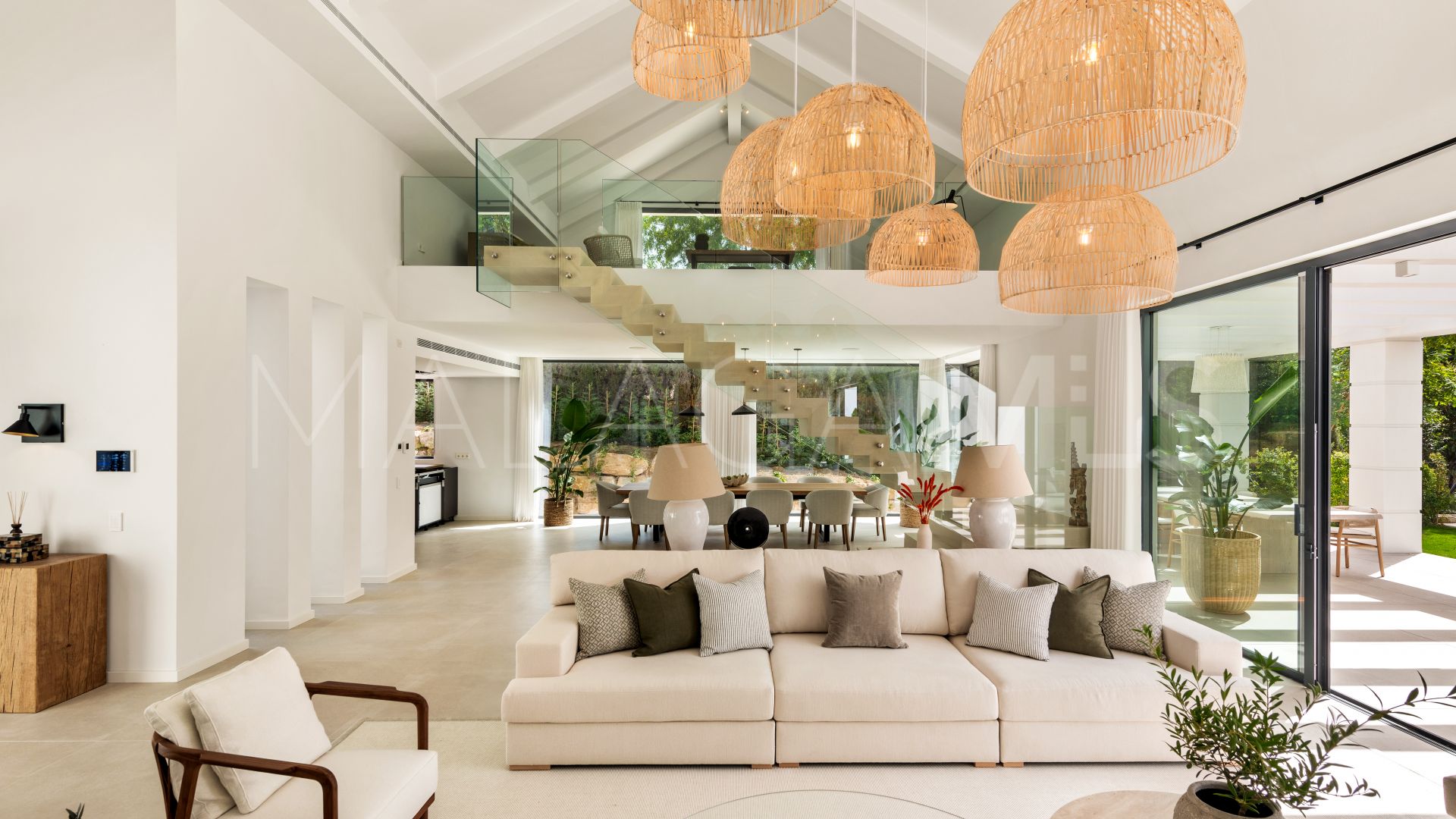 Villa for sale in El Paraiso