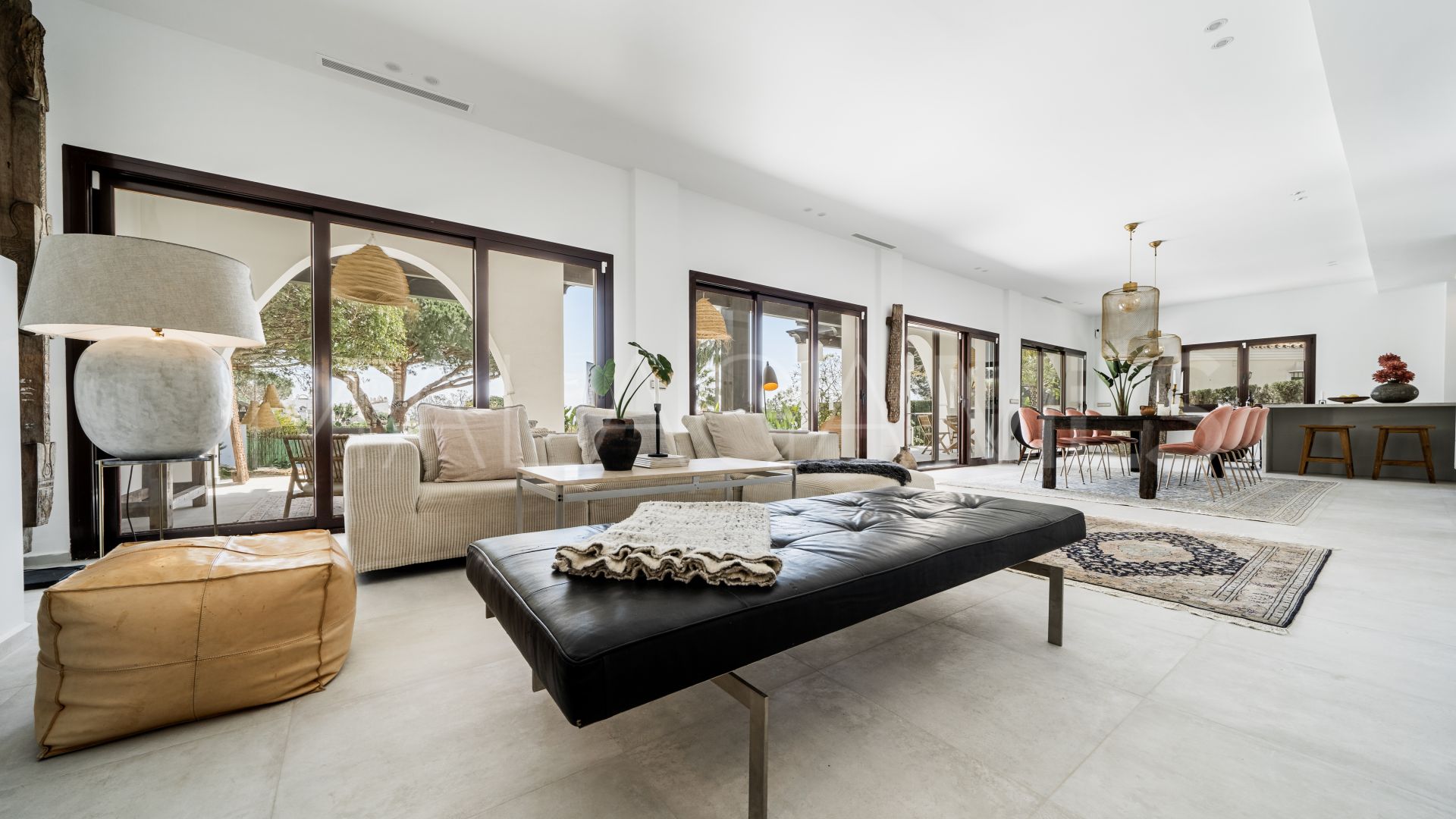 Villa for sale in Hacienda las Chapas
