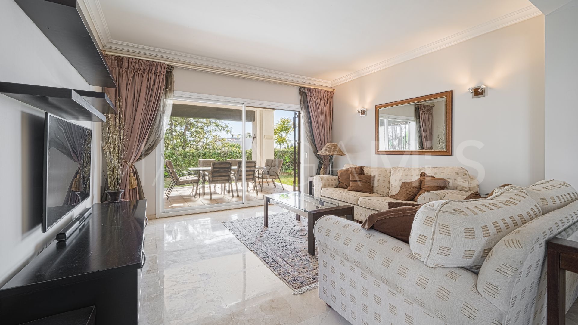 2 bedrooms La Quinta Village ground floor apartment for sale