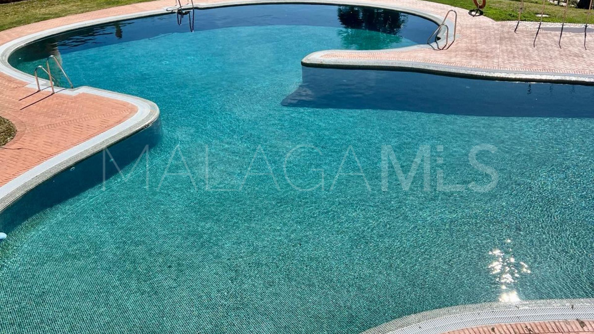 Apartamento with 2 bedrooms a la venta in Aloha