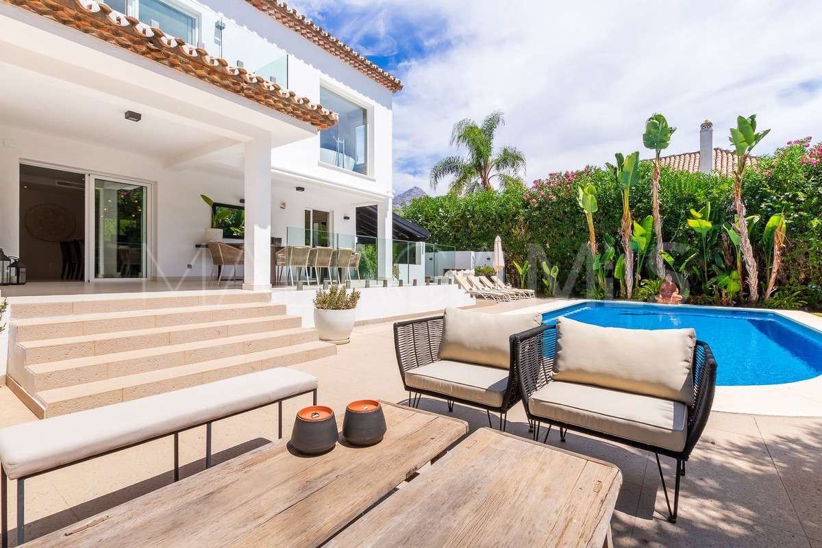 Marbella Country Club, villa for sale with 4 bedrooms