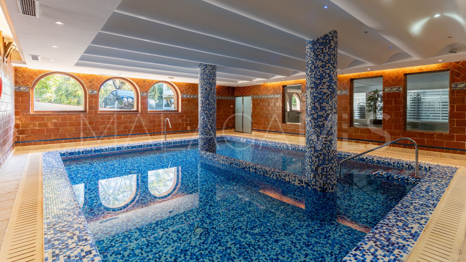 Buy apartamento in Marbella Golden Mile de 3 bedrooms