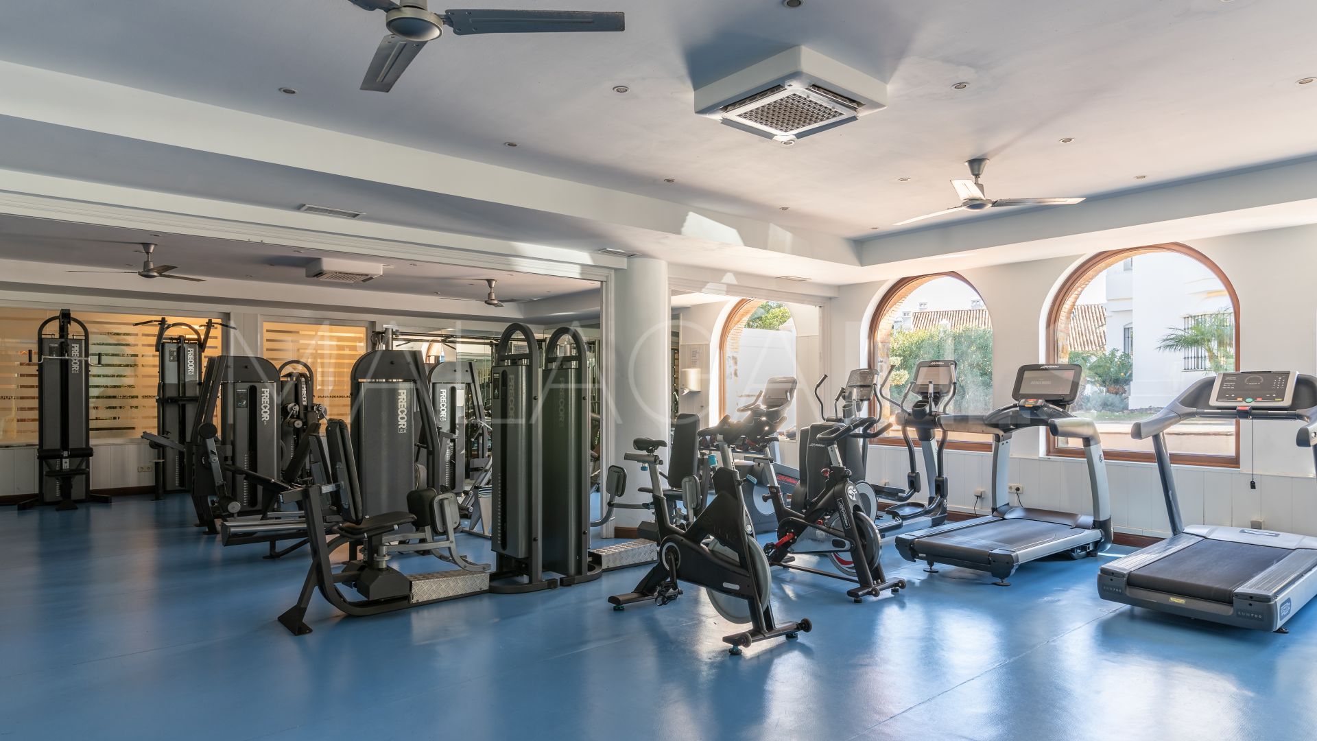 Buy apartamento in Marbella Golden Mile de 3 bedrooms