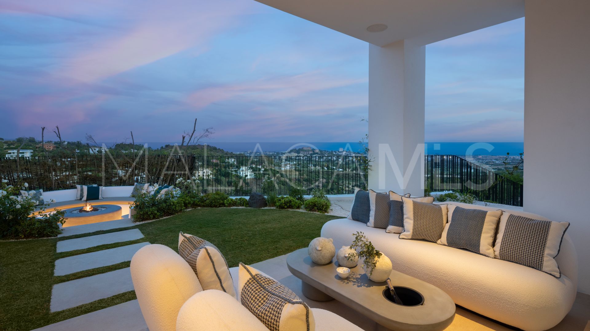 For sale villa in La Quinta