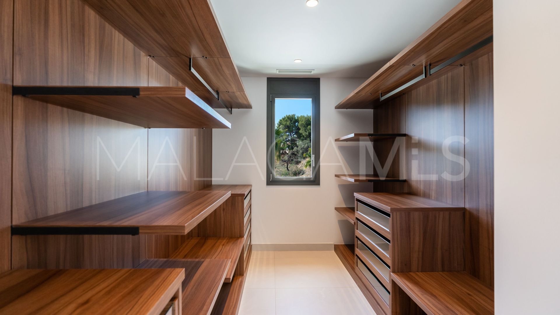 Benalmadena, villa for sale with 4 bedrooms