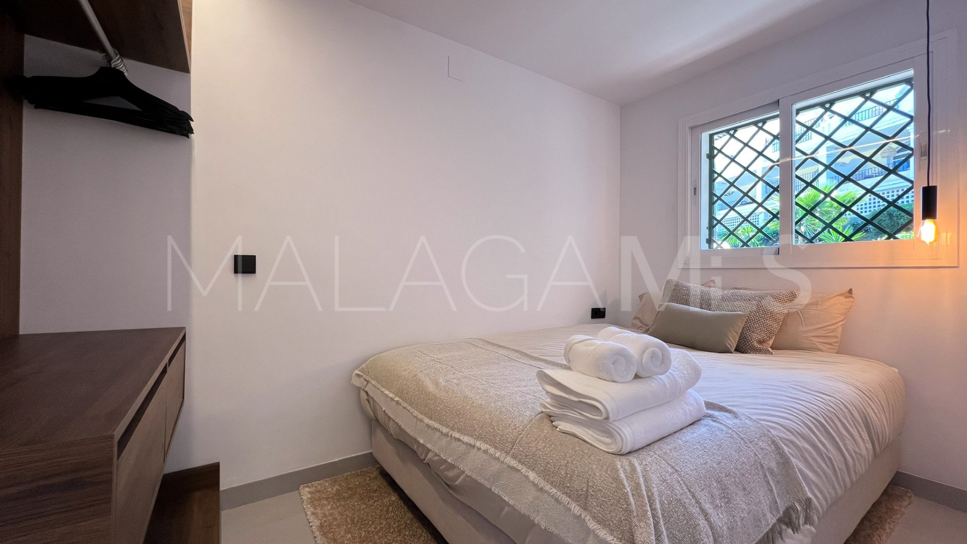 Se vende atico duplex in Aloha Gardens with 3 bedrooms