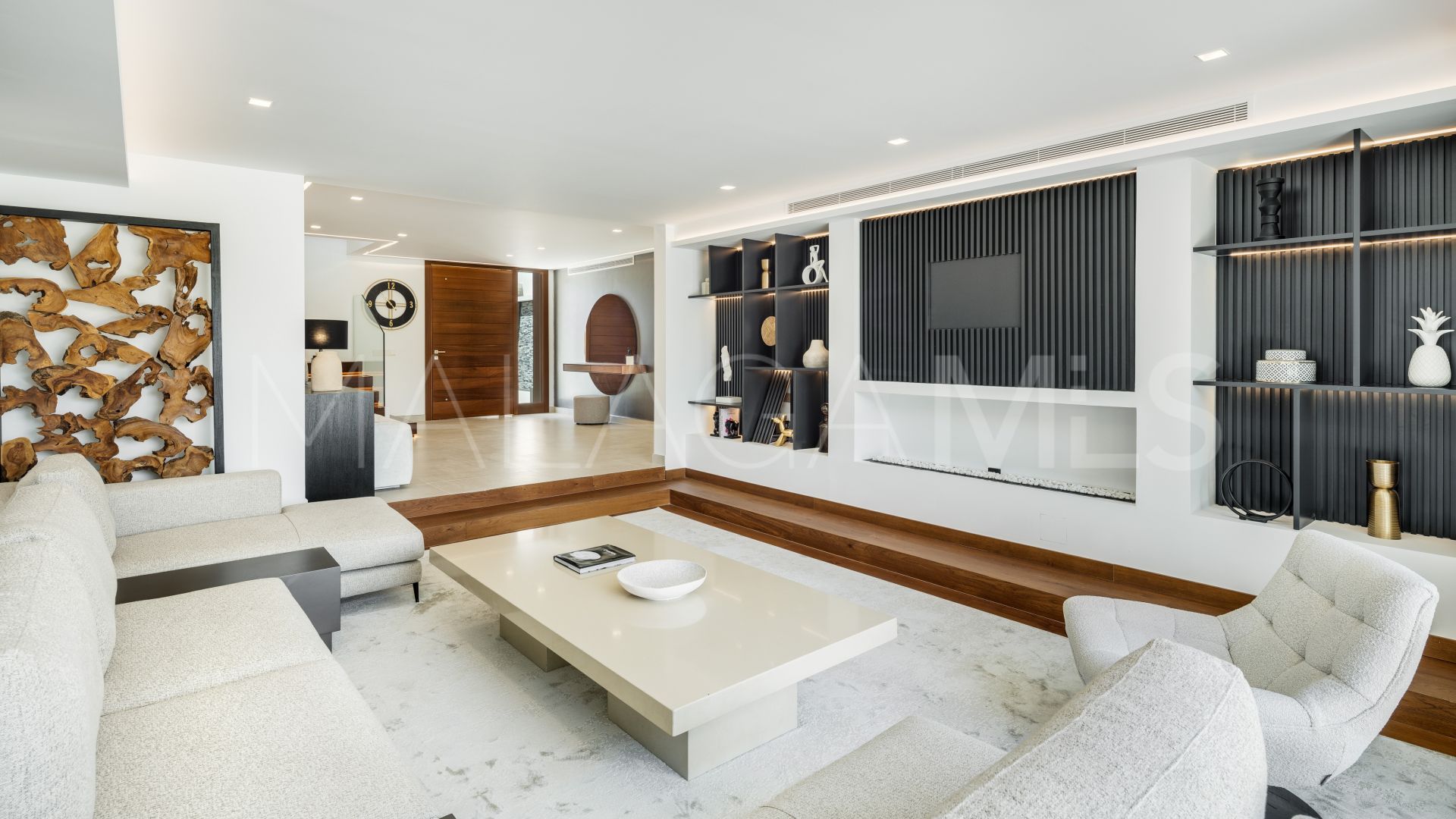 Nueva Andalucia, villa with 5 bedrooms for sale
