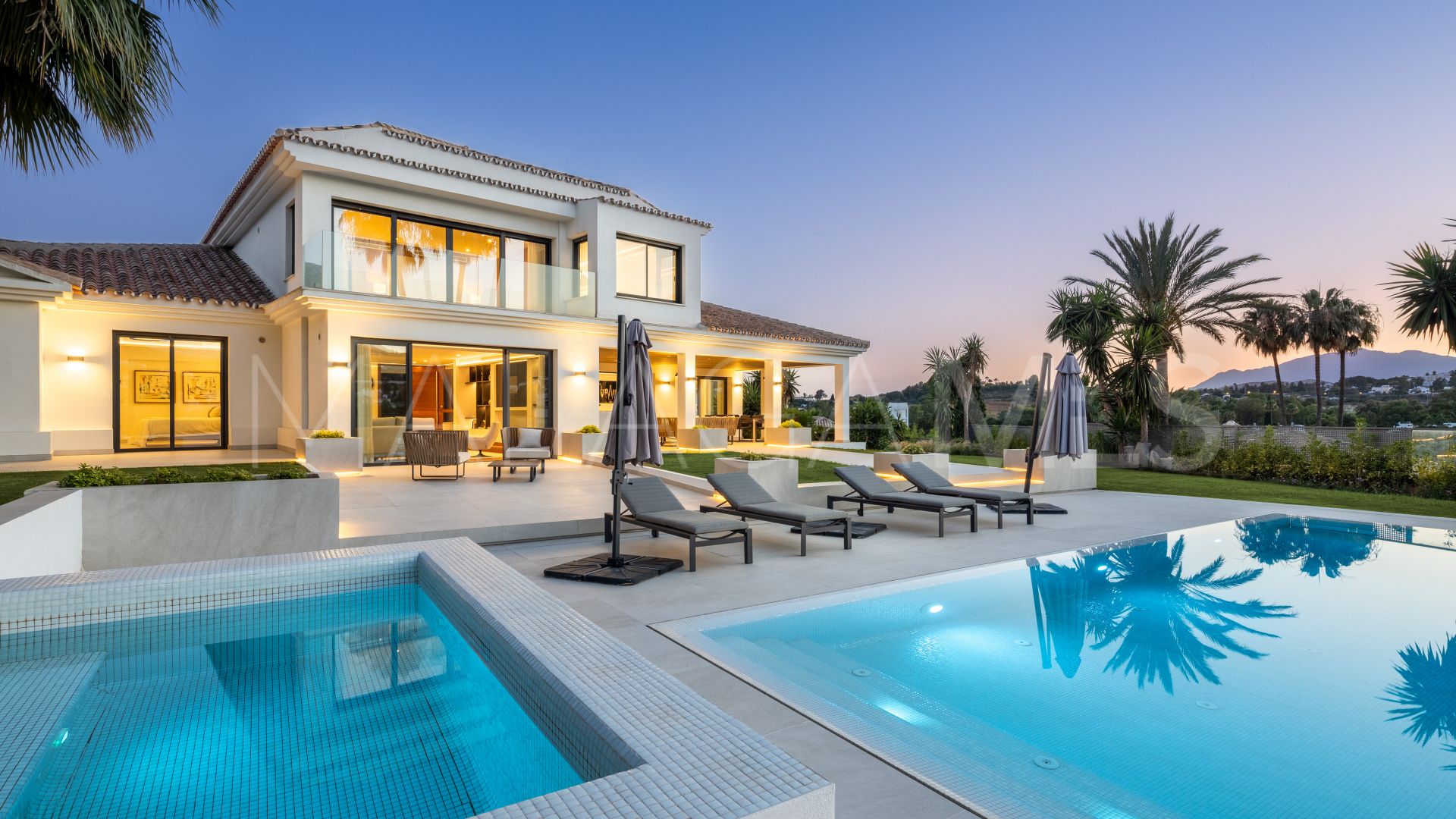 Nueva Andalucia, villa with 5 bedrooms for sale