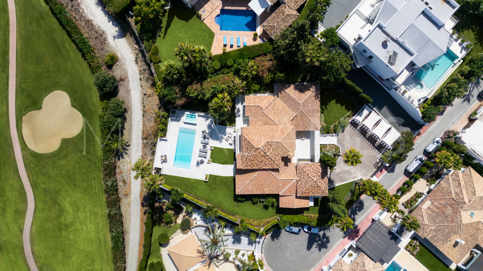 Nueva Andalucia, villa with 5 bedrooms for sale