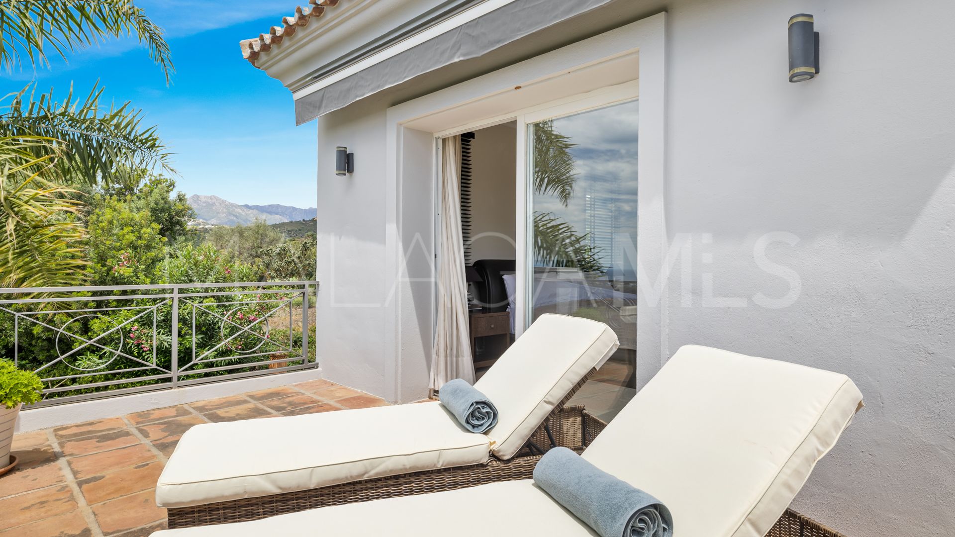 El Rosario villa for sale