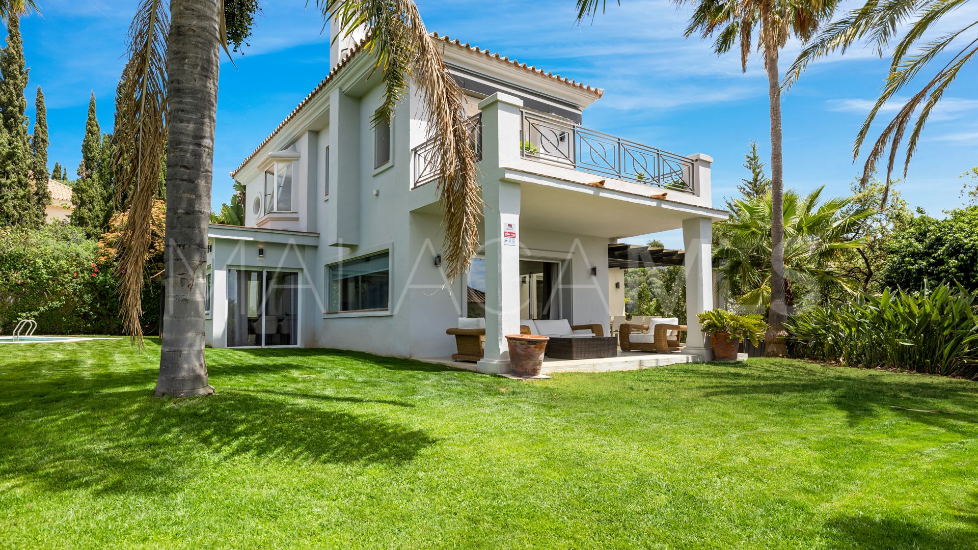 El Rosario villa for sale