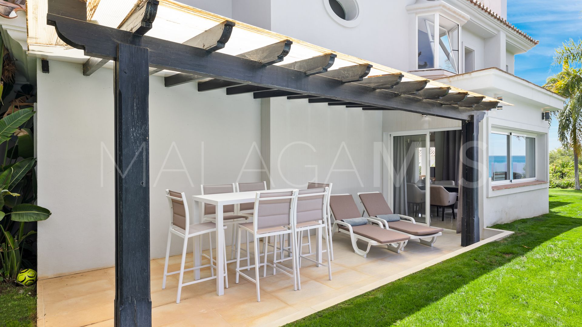 El Rosario villa for sale