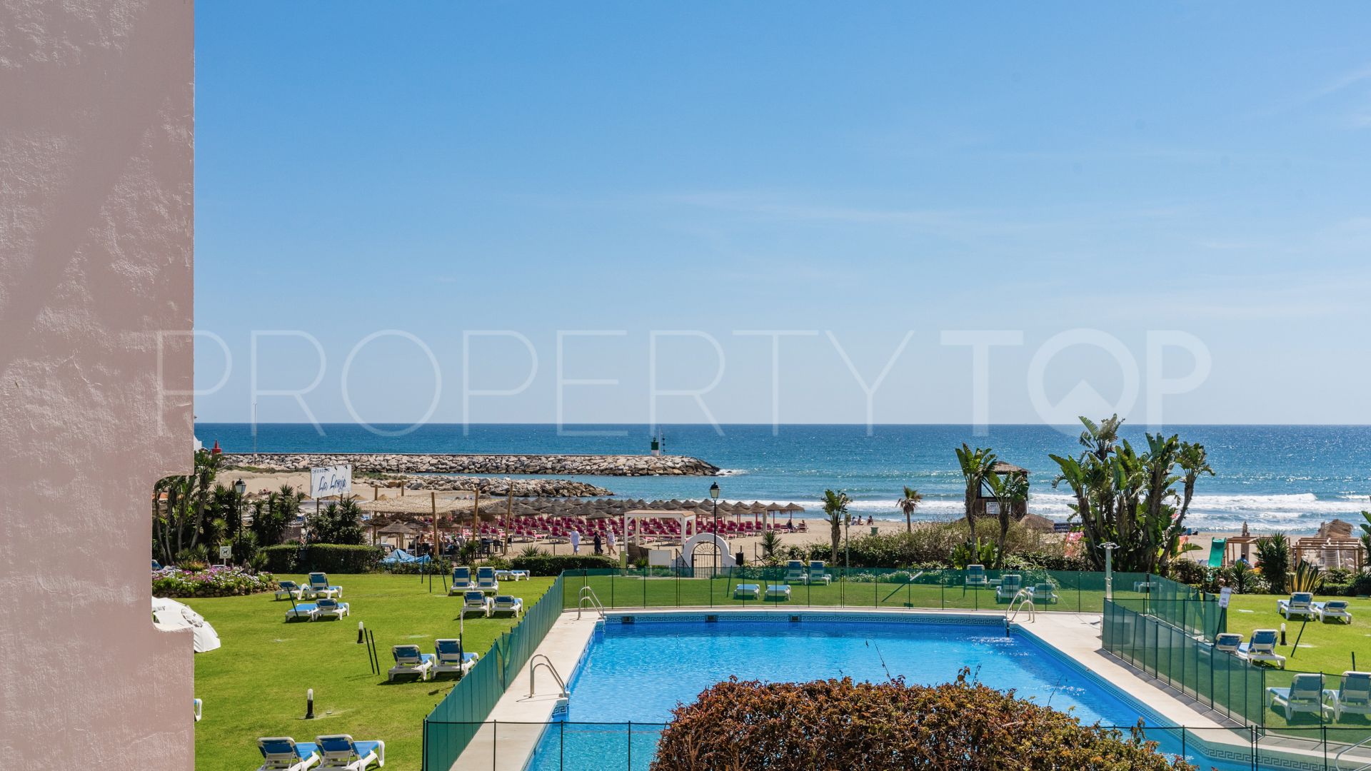 For sale penthouse with 2 bedrooms in Puerto de Cabopino