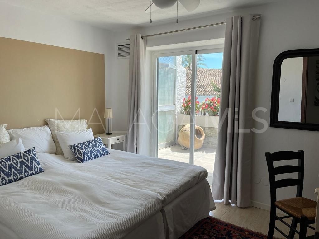 Haus for sale in Nueva Andalucia