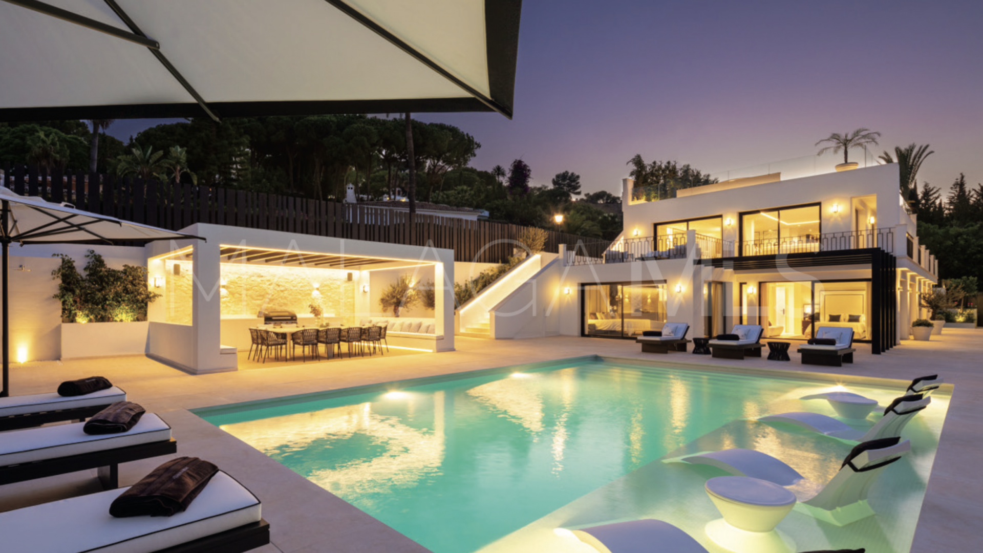 Villa de 5 bedrooms a la venta in Las Brisas