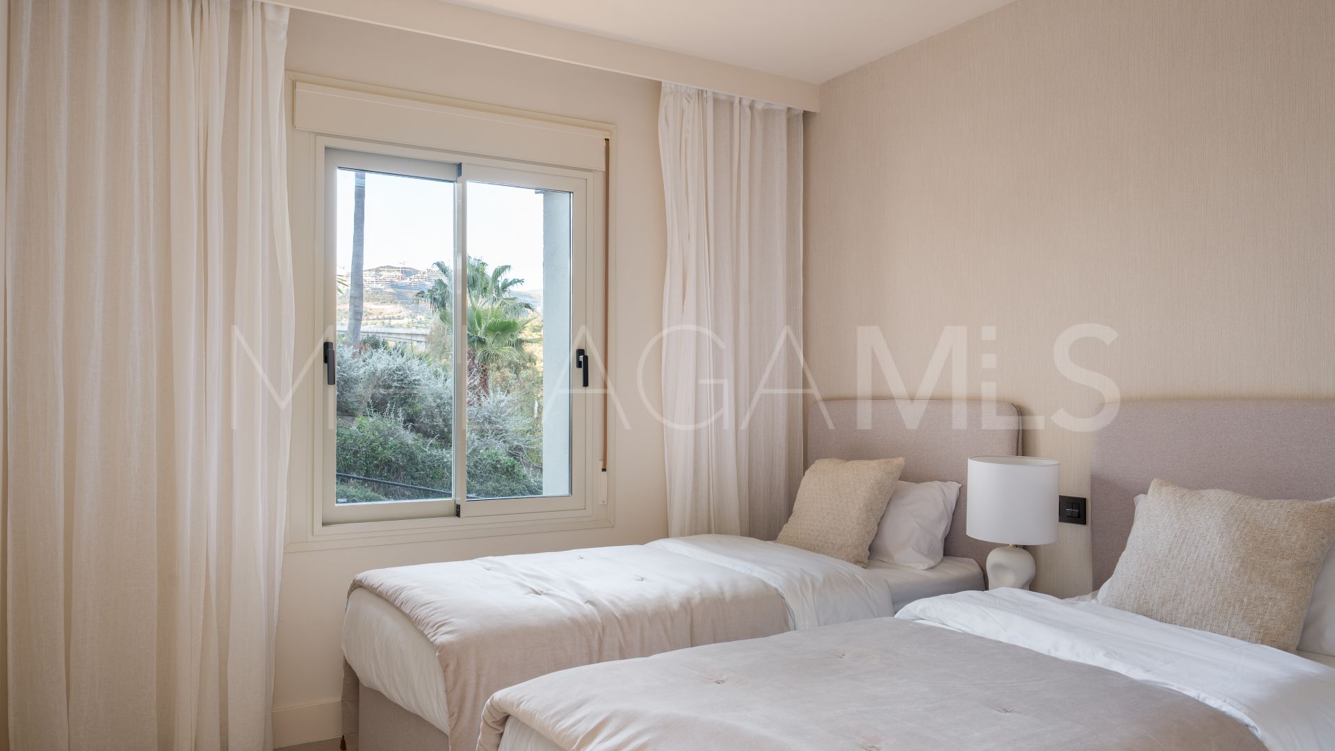 3 bedrooms ground floor apartment for sale in Palacetes Los Belvederes