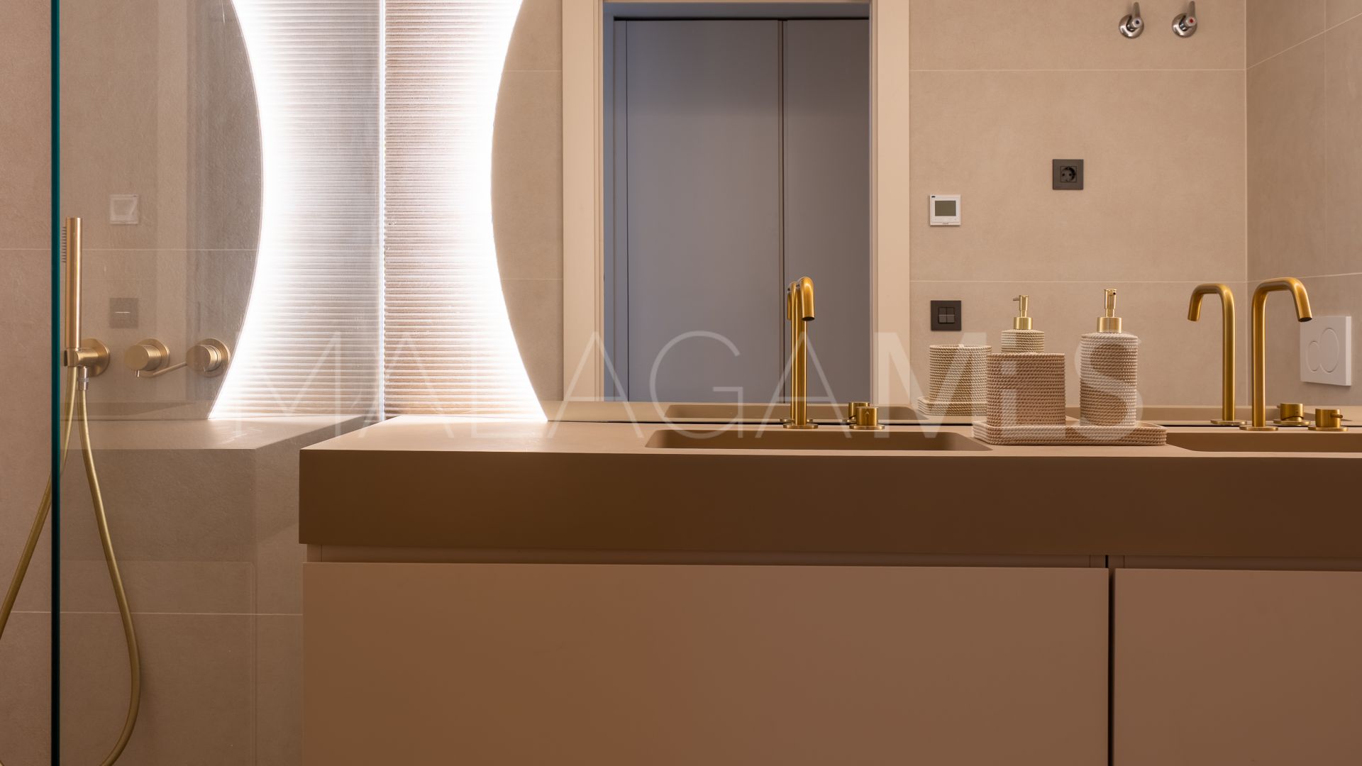 3 bedrooms ground floor apartment for sale in Palacetes Los Belvederes