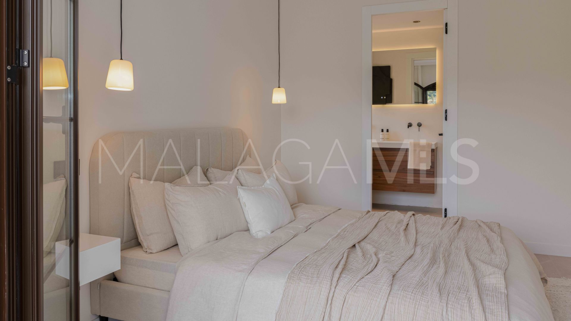 Ático a la venta in Los Arqueros with 3 bedrooms