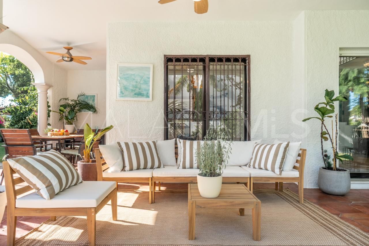 Villa for sale in Paraiso Barronal