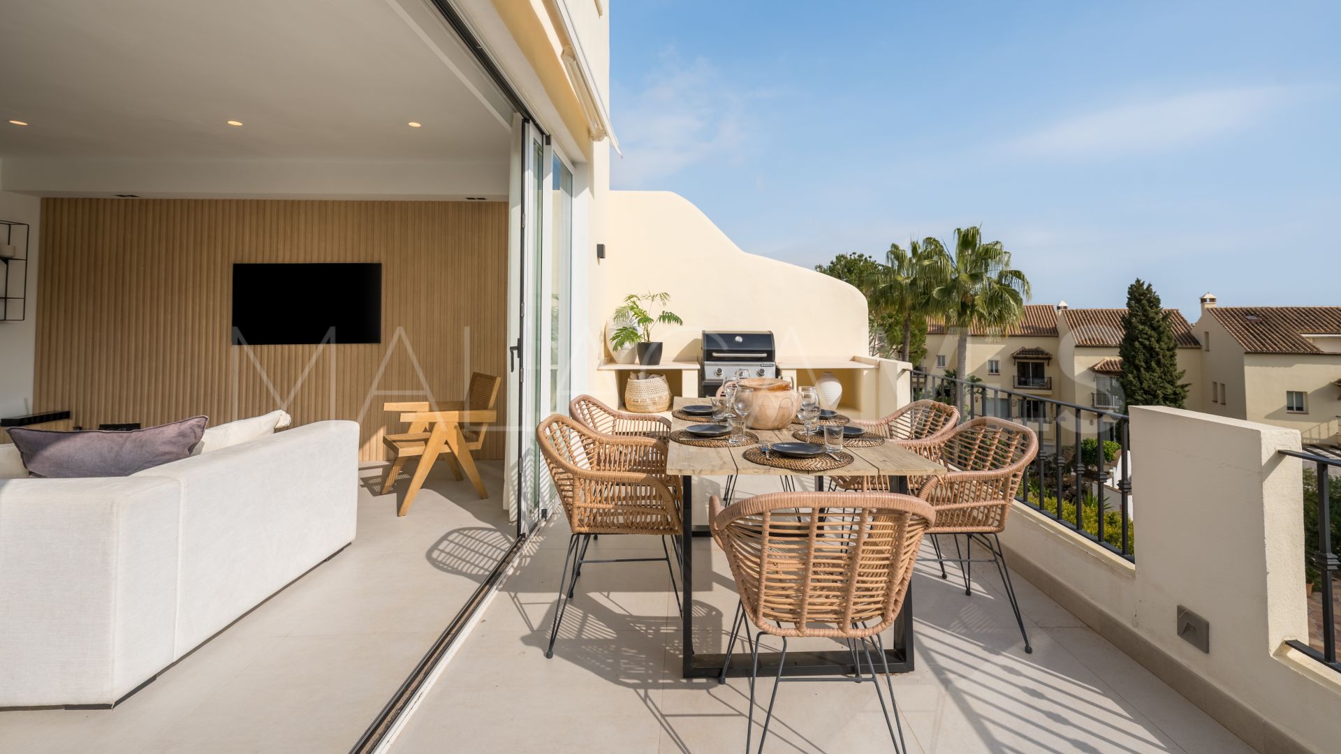 Maison de ville for sale in Los Pinos de Aloha