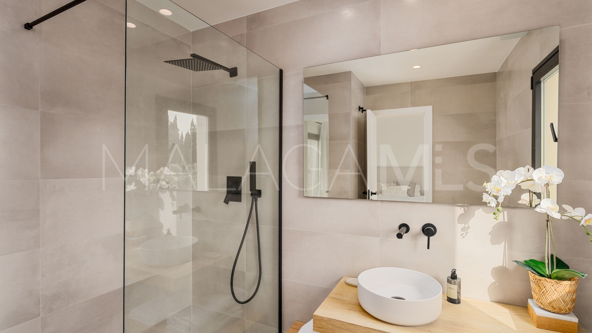 Maison de ville for sale in Los Pinos de Aloha