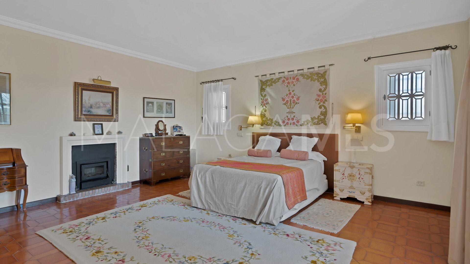 Villa for sale in Las Brisas