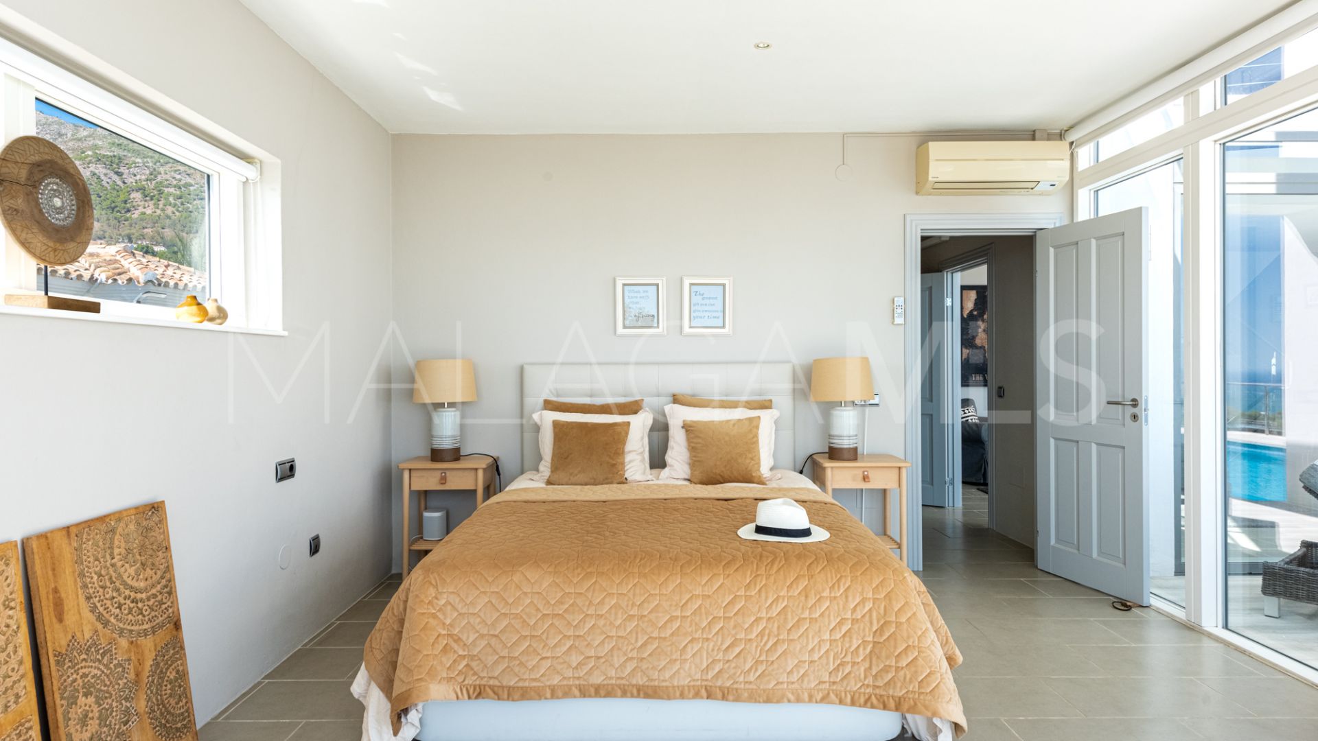 Villa for sale in Mijas Pueblo