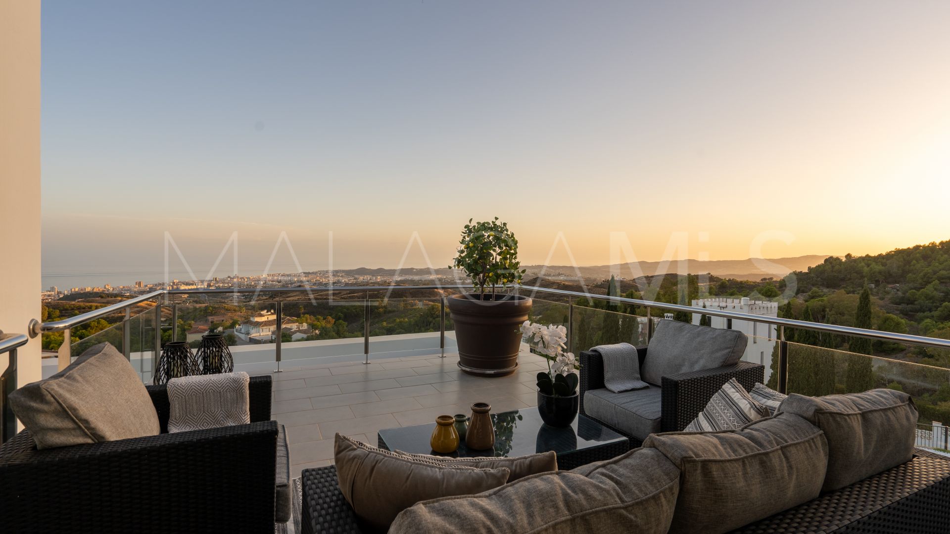 Villa for sale in Mijas Pueblo