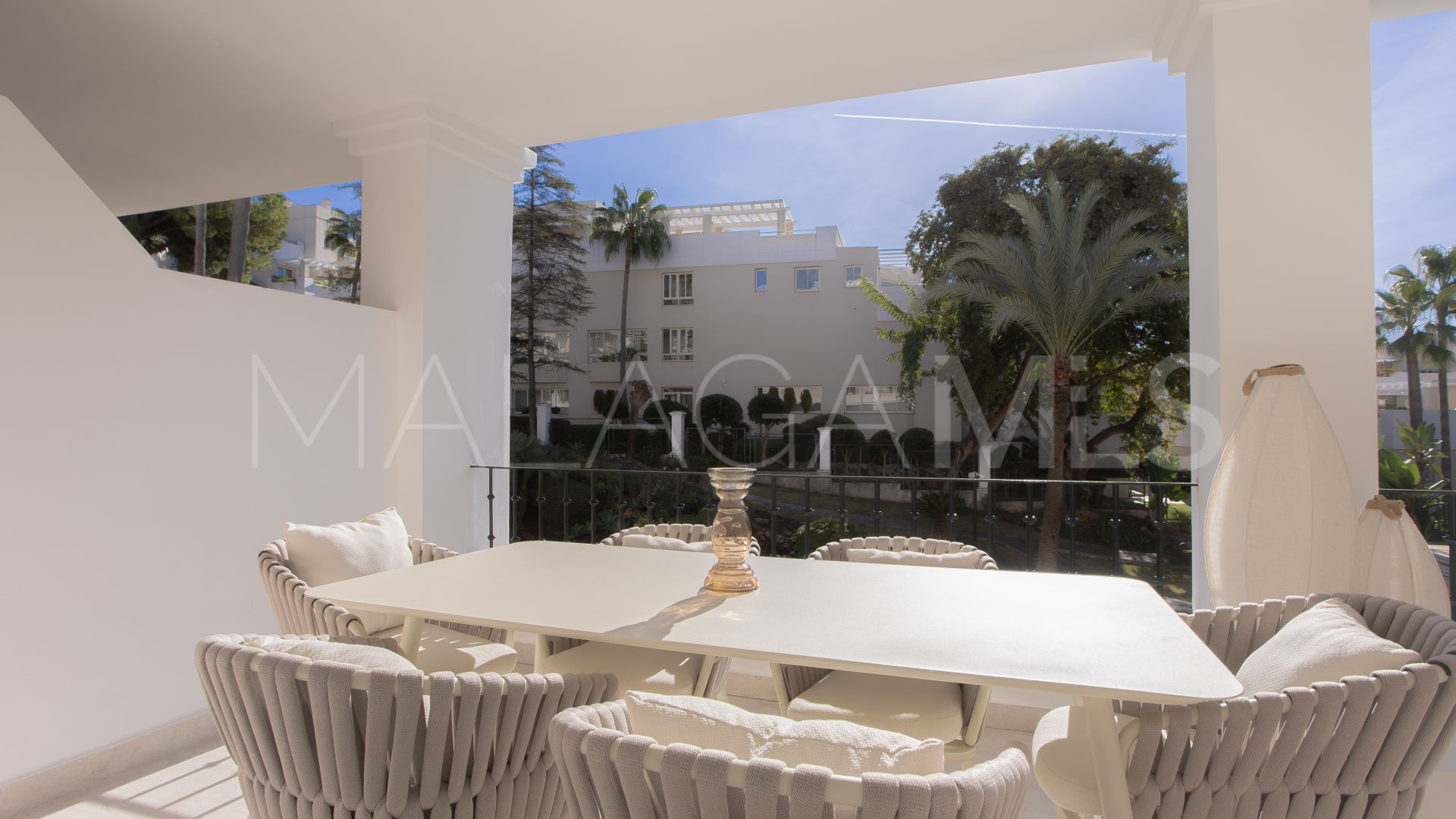 Zweistöckiges penthouse for sale in Aloha Gardens