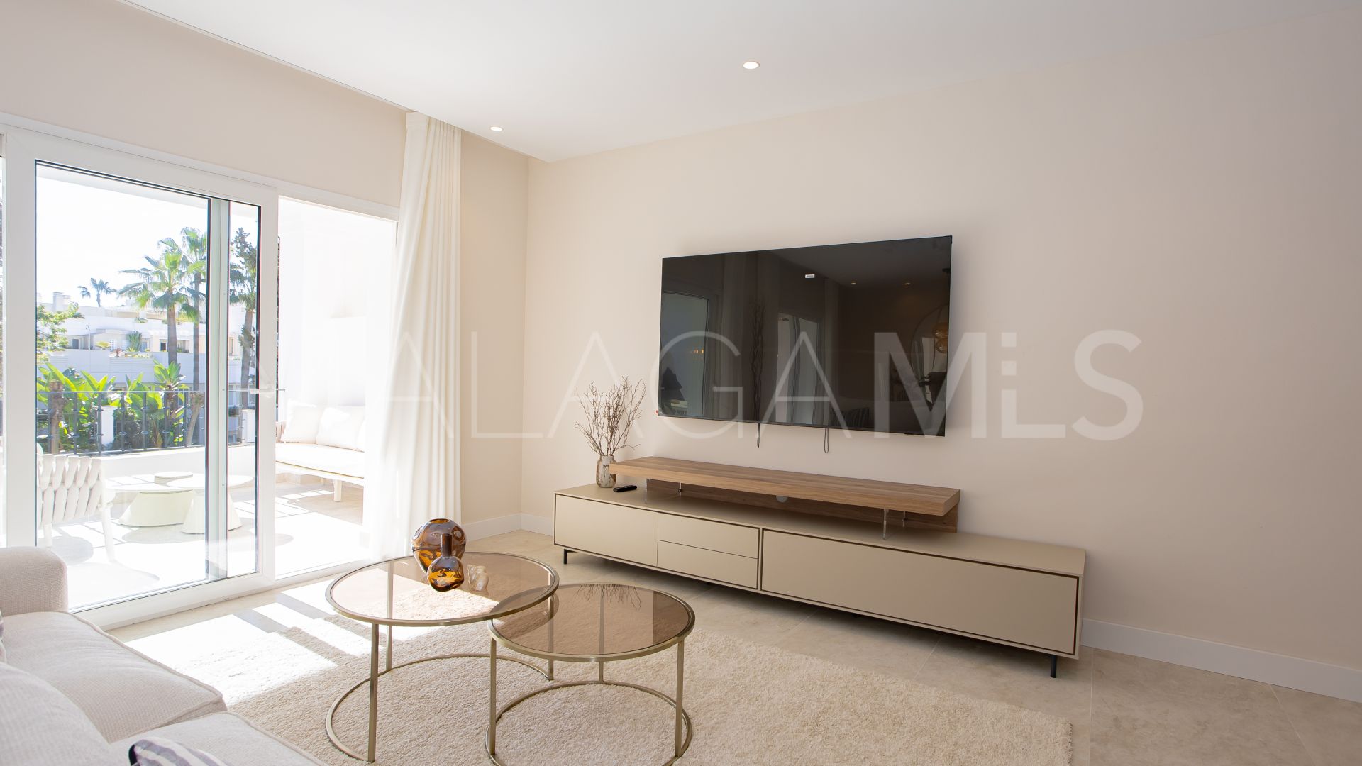 Zweistöckiges penthouse for sale in Aloha Gardens