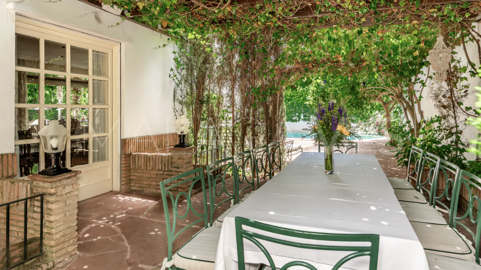 Villa for sale in Los Monteros Playa
