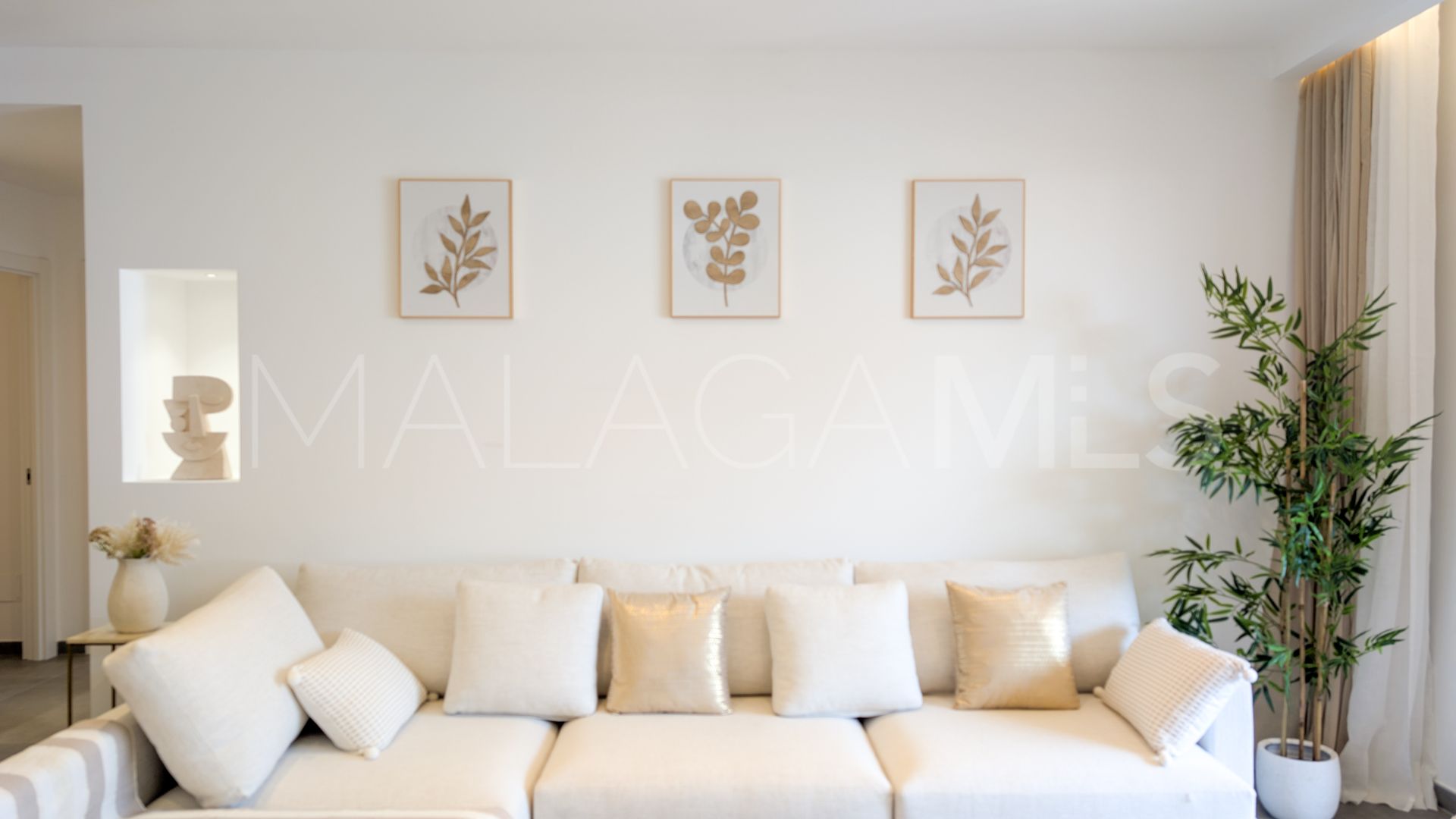 Buy 2 bedrooms apartment in San Pedro de Alcantara