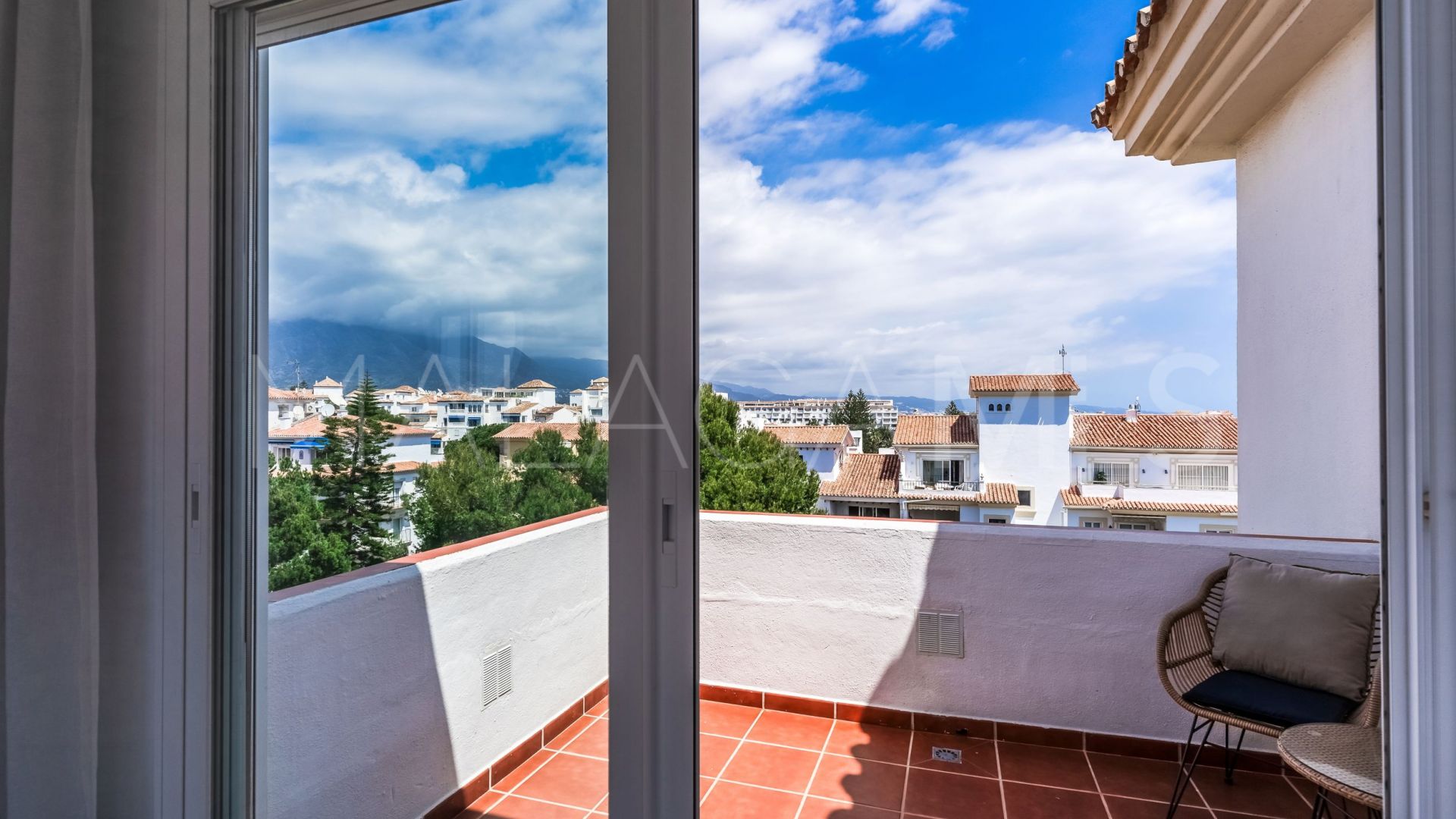 Tvåvånings takvåning for sale in Andalucia del Mar