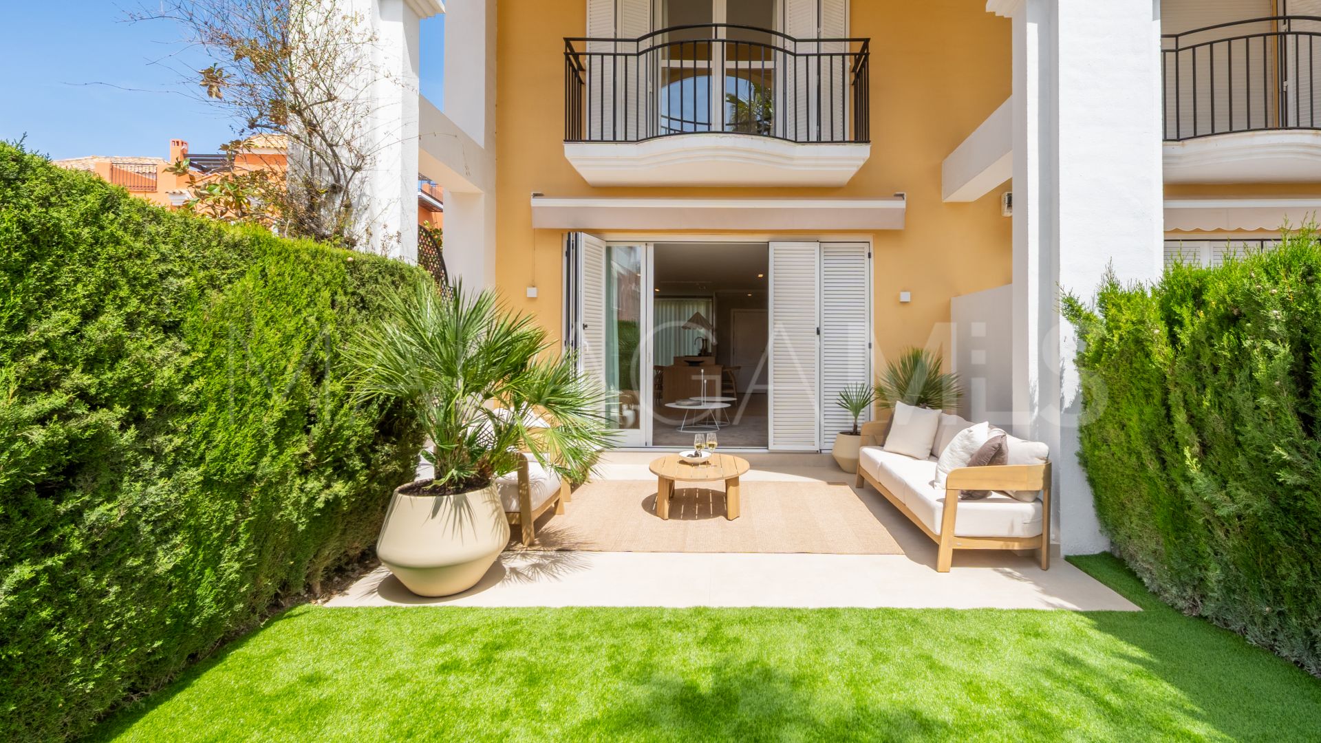 Dunas de Bahia Marbella 3 bedrooms town house for sale