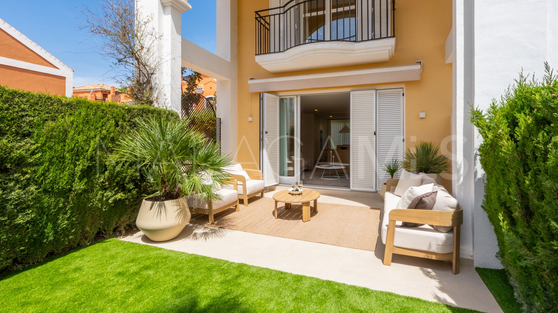 Dunas de Bahia Marbella 3 bedrooms town house for sale