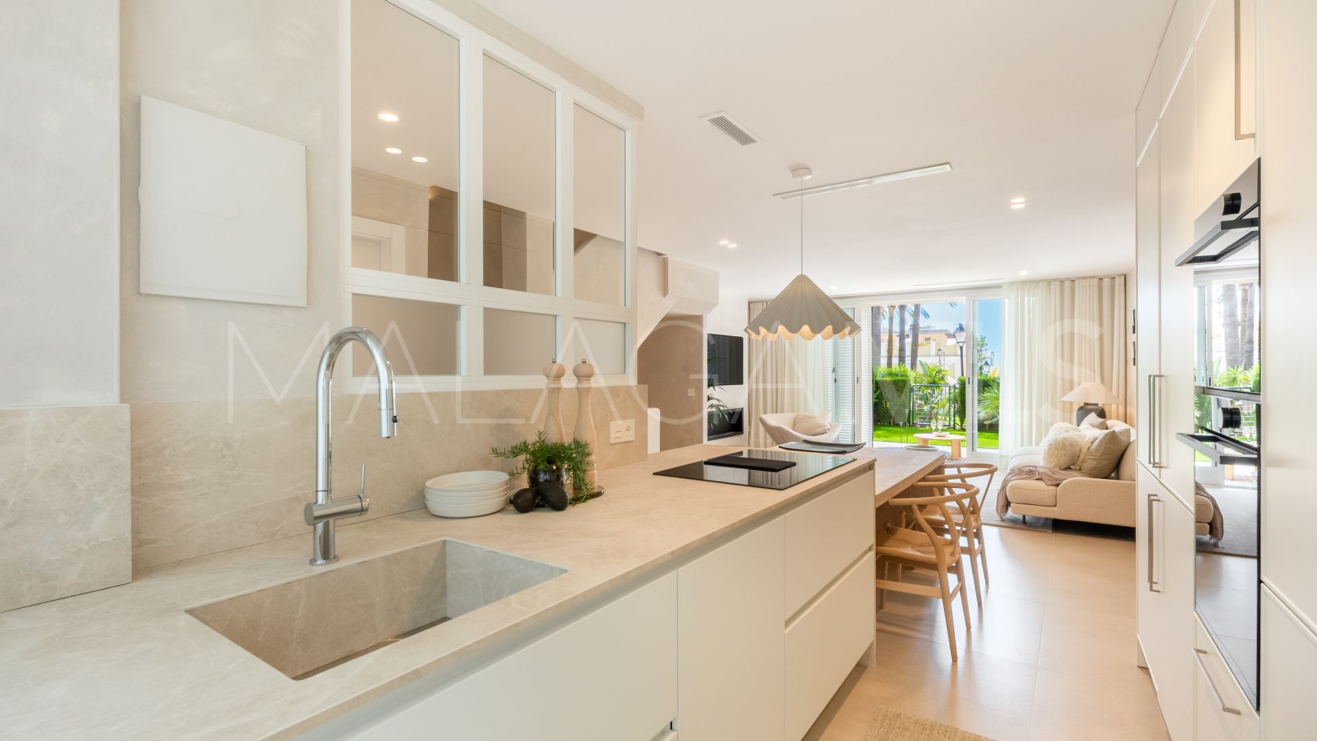 Dunas de Bahia Marbella 3 bedrooms town house for sale