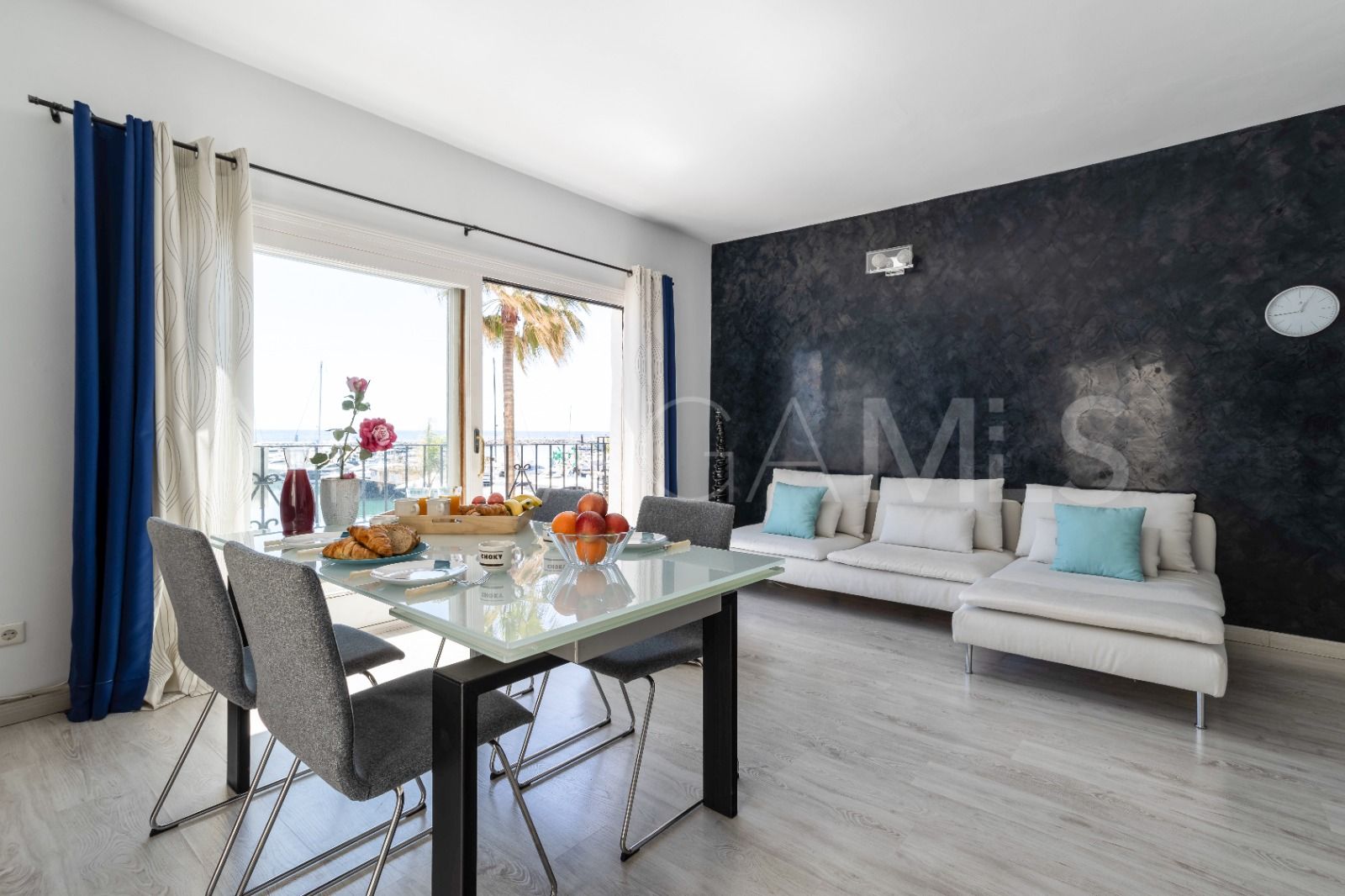 For sale apartment with 3 bedrooms in Marbella - Puerto Banus