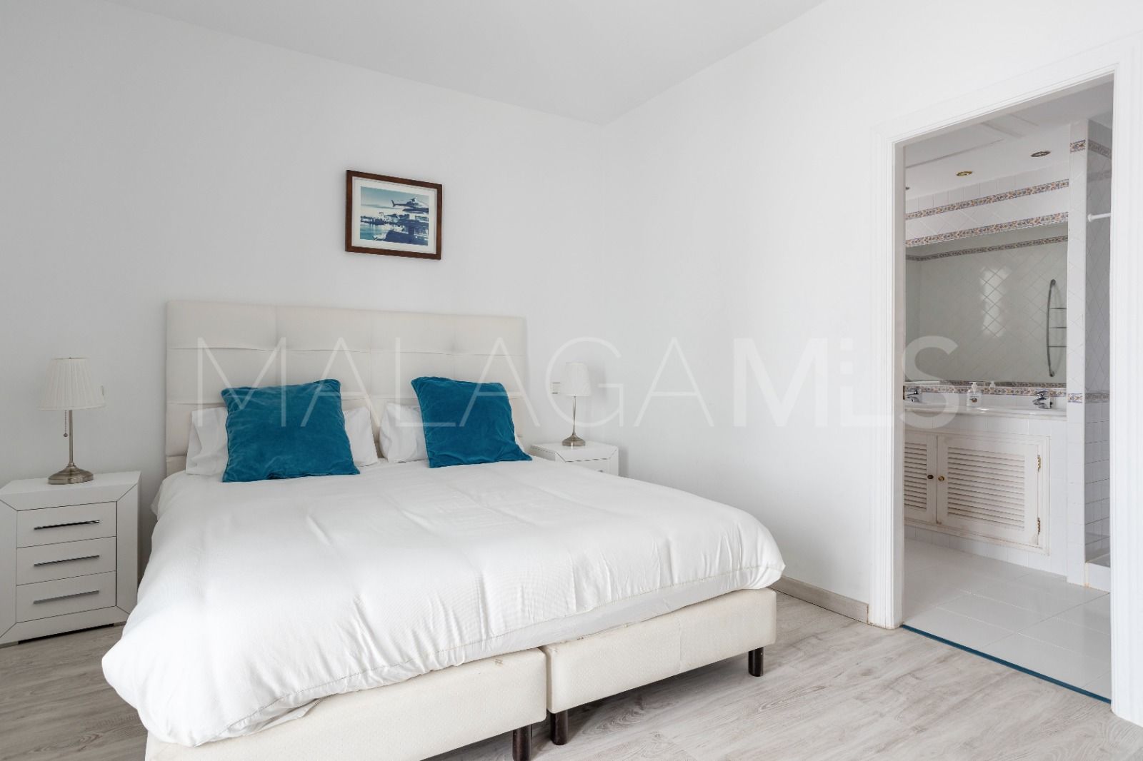 For sale apartment with 3 bedrooms in Marbella - Puerto Banus