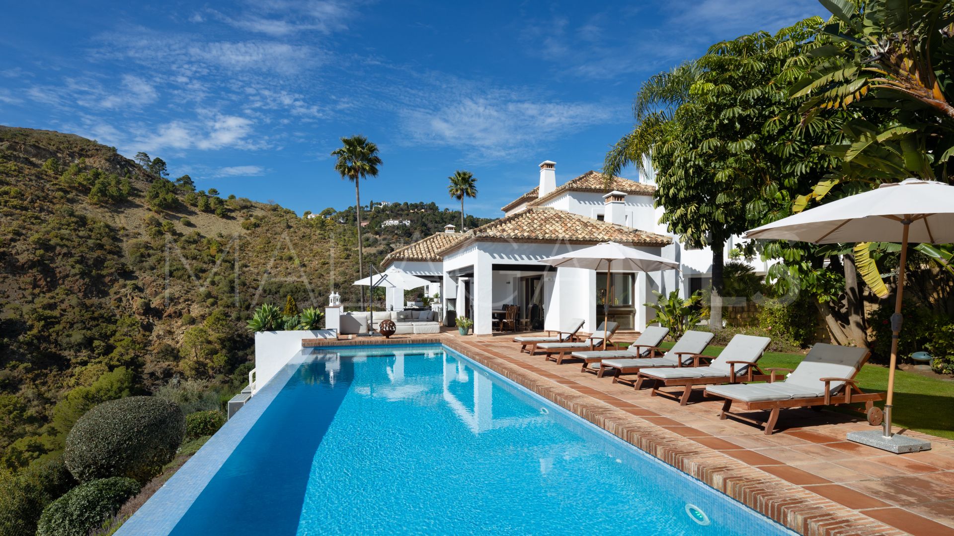 7 bedrooms Lomas de La Quinta villa for sale