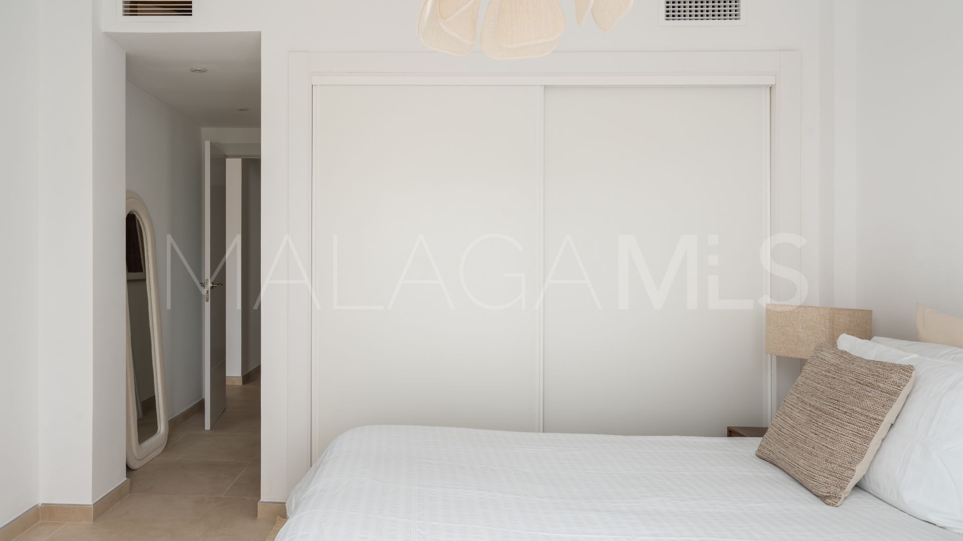 Buy apartment in La Quinta