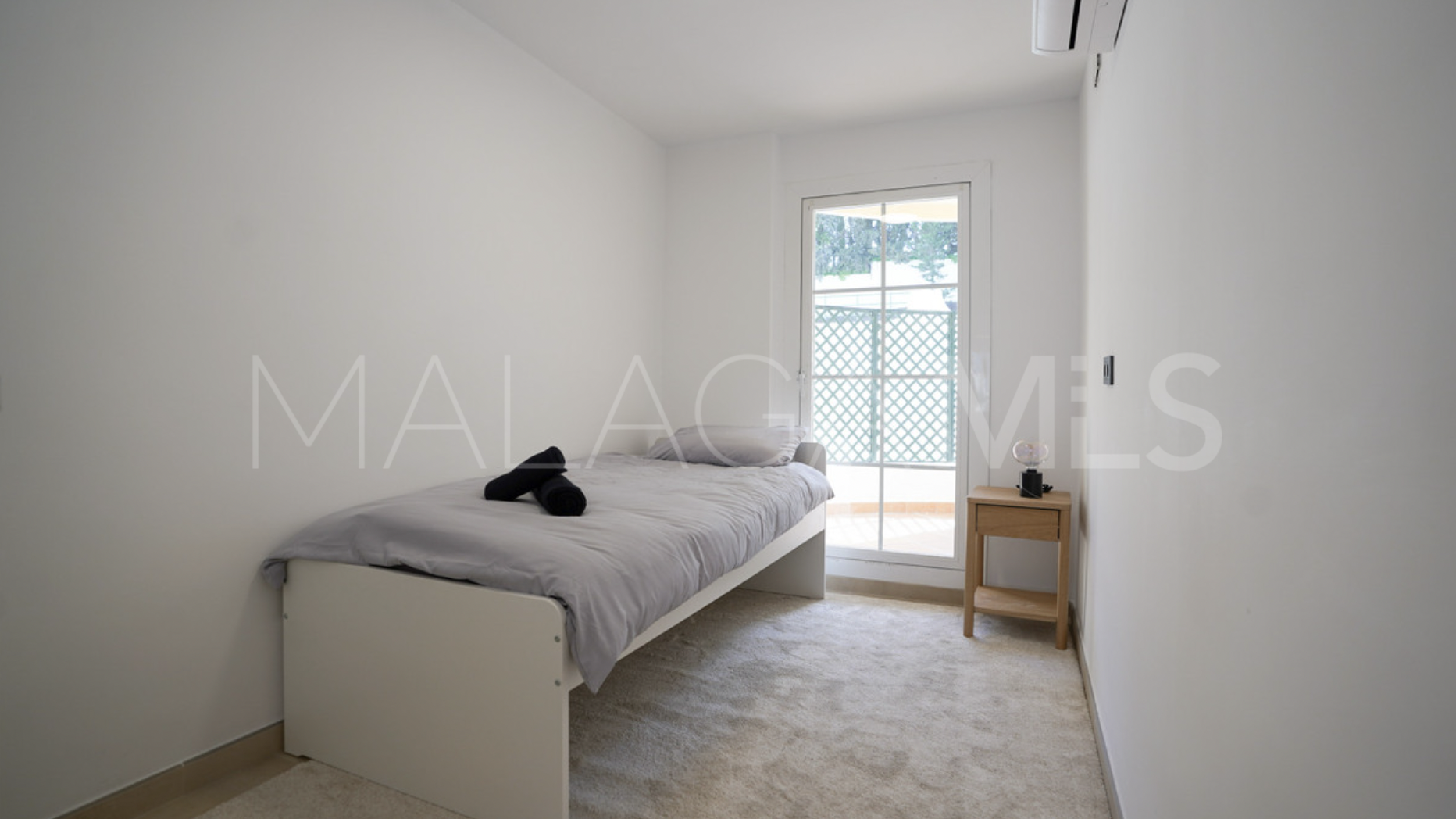 Nueva Andalucia apartment for sale